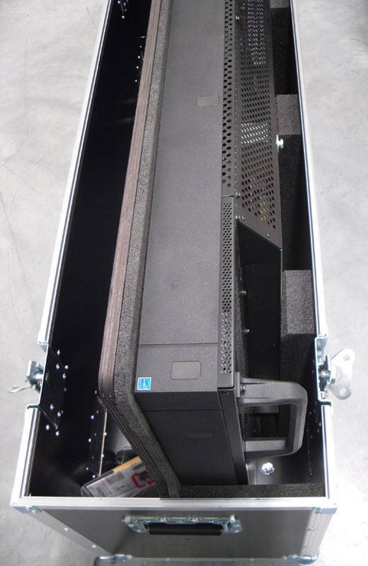 NEC P552 - Flightcase 